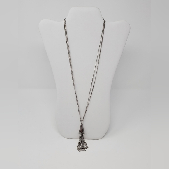 MONET SIGNED SILVER DOUBLE STRAND CHAIN NECKLACE FRINGE PENDANT JEWELRY COSTUME - Picture 2 of 12